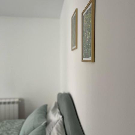 Surcin Apartment Ledine Eksteriør bilde
