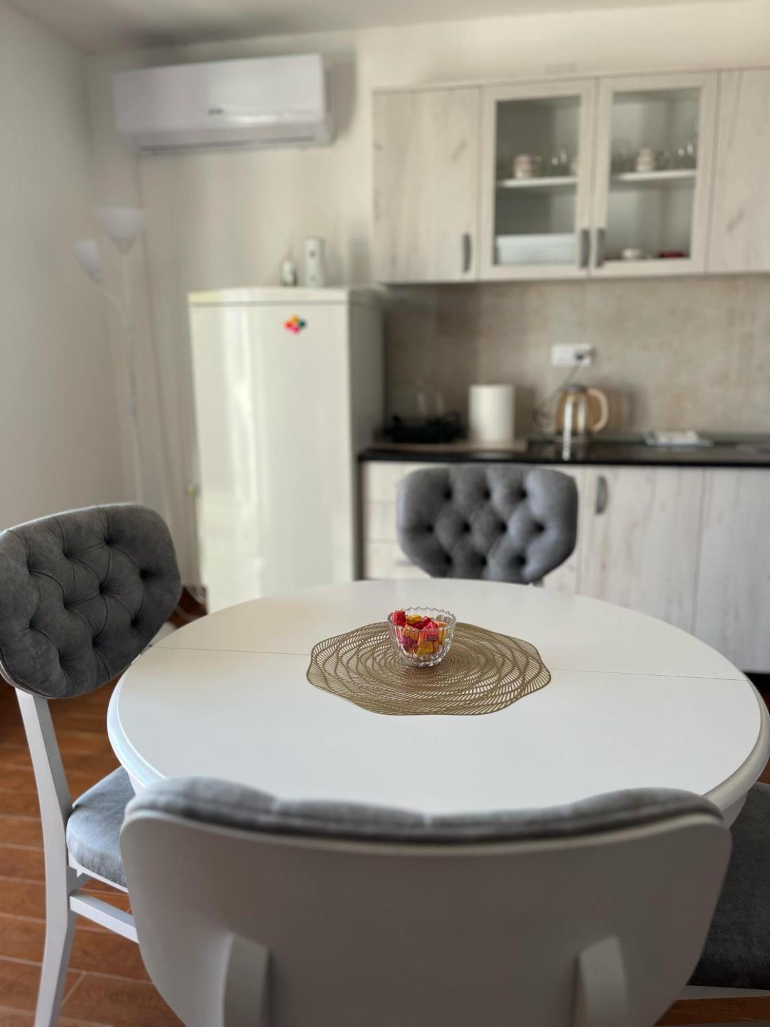Surcin Apartment Ledine Eksteriør bilde